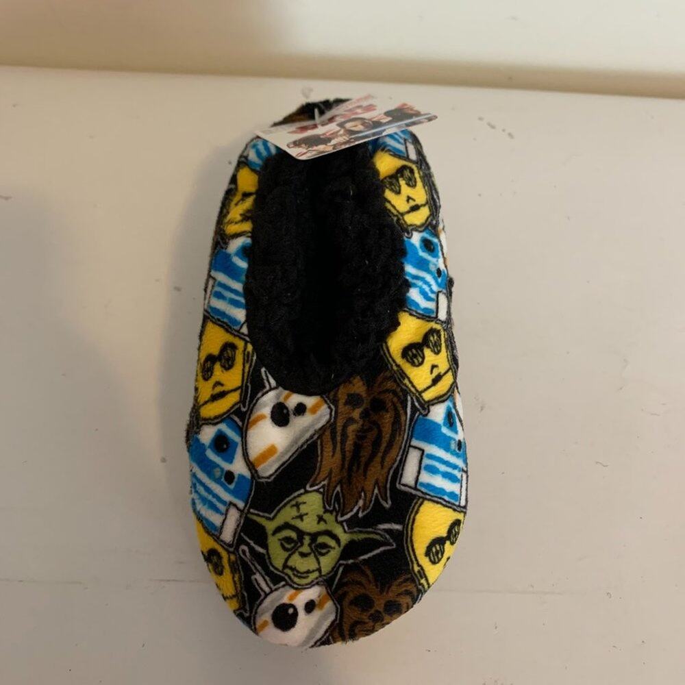 Star Wars Slipper Socks Kids Size S-M Shoe Size 8-13 Characters NEW